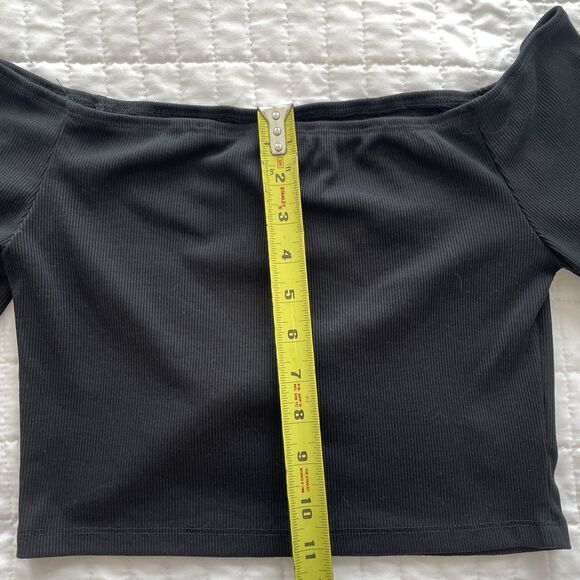 CIDER Off Shoulder Long Sleeve Ribbed Knit Black Top with Flared Sleeve Size M - Picture 10 of 10